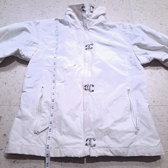 Columbia | Women's White windbreaker Jacket - Picture 8 of 9